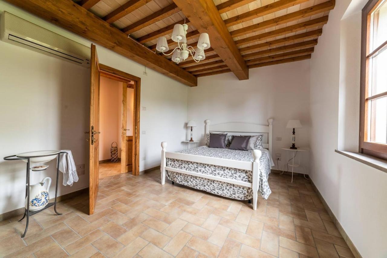 Il Mandorlo Nella Campagna Di Certaldo Appartement Aia Murata Buitenkant foto